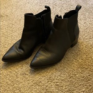Crown vintage Chelsea booties